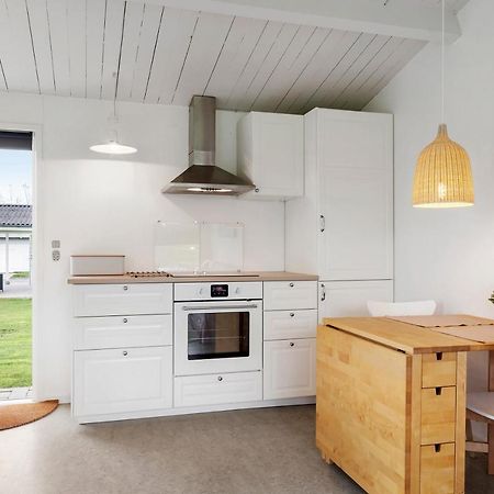 Cozy 2-Bedroom J Seaside Escape At Summerhouse Brenderup Eksteriør bilde