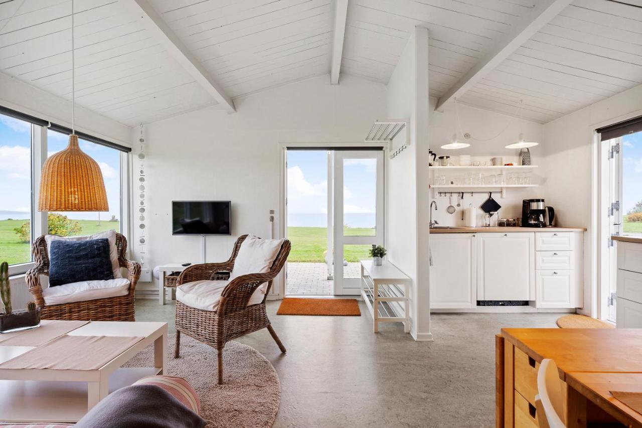 Cozy 2-Bedroom J Seaside Escape At Summerhouse Brenderup Eksteriør bilde